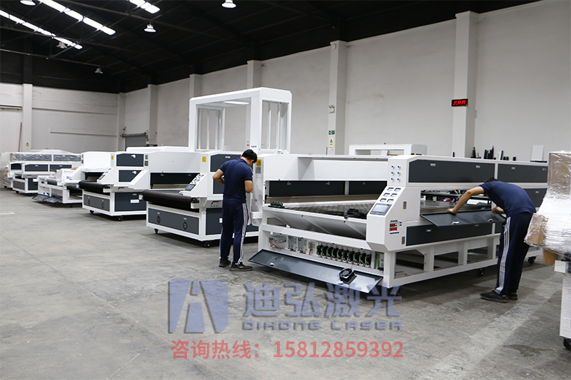 全景攝像定位雙軌異步激光切割機(jī)供應(yīng) 價格 圖片